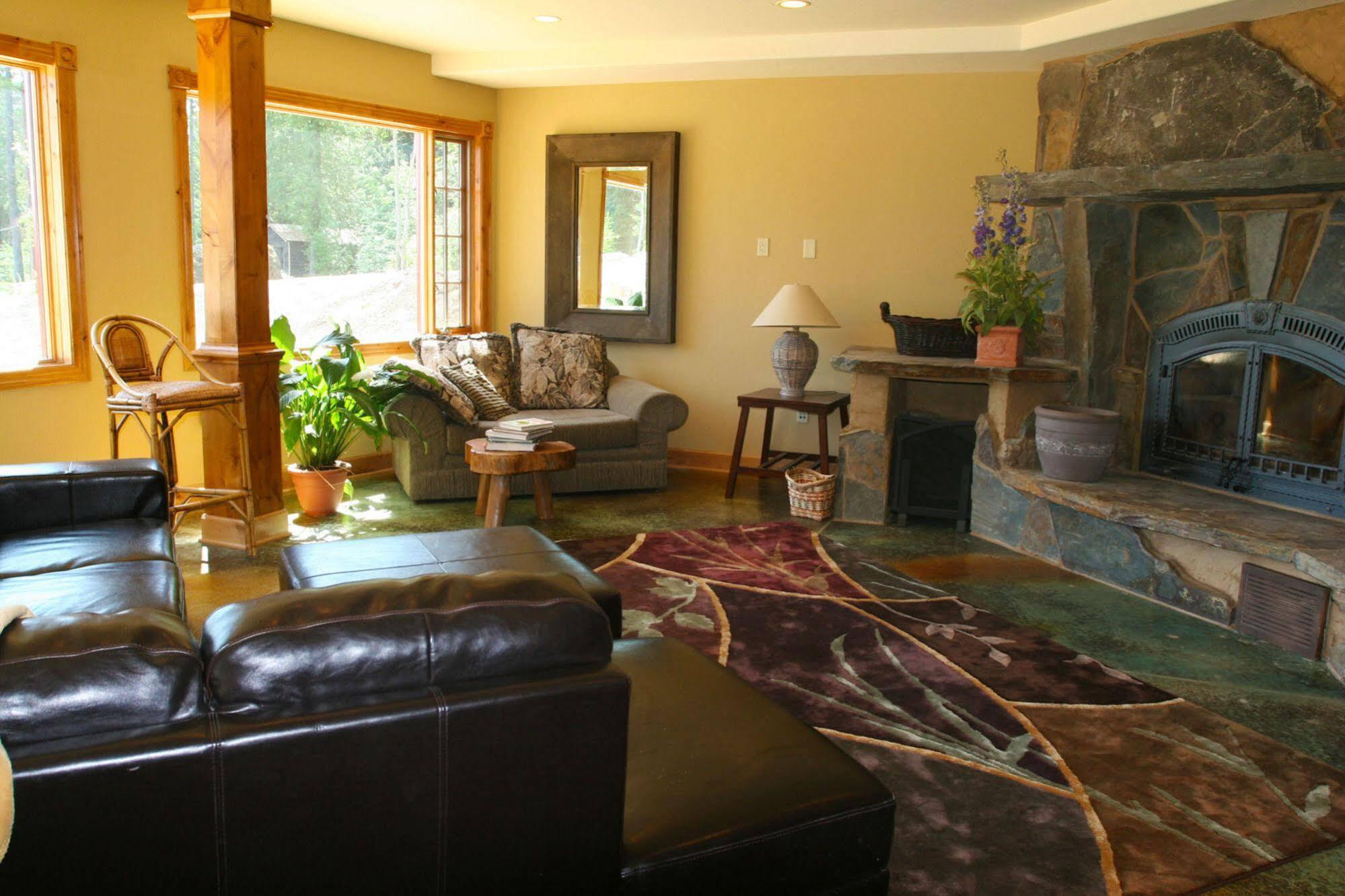 Talus Rock Retreat Villa Sandpoint Exterior photo
